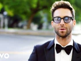 Maroon 5 – Sugar (Official Music Video)